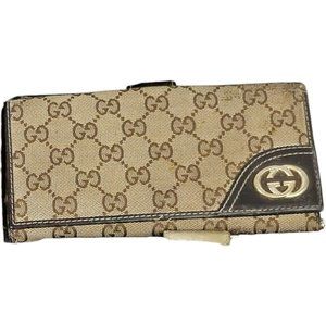 190072F YV  Gucci Wallet Canvas. see all pictures. vintage piece